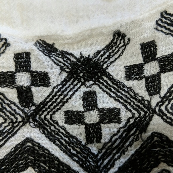 Old Navy Tank Top - Picture 5 of 7